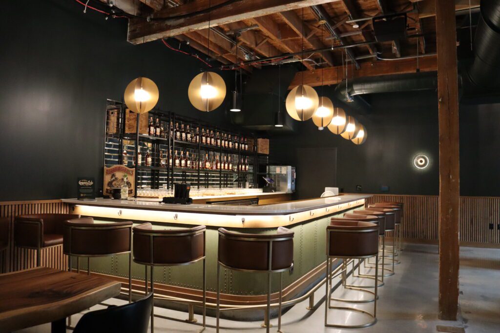 Private Bar Area1