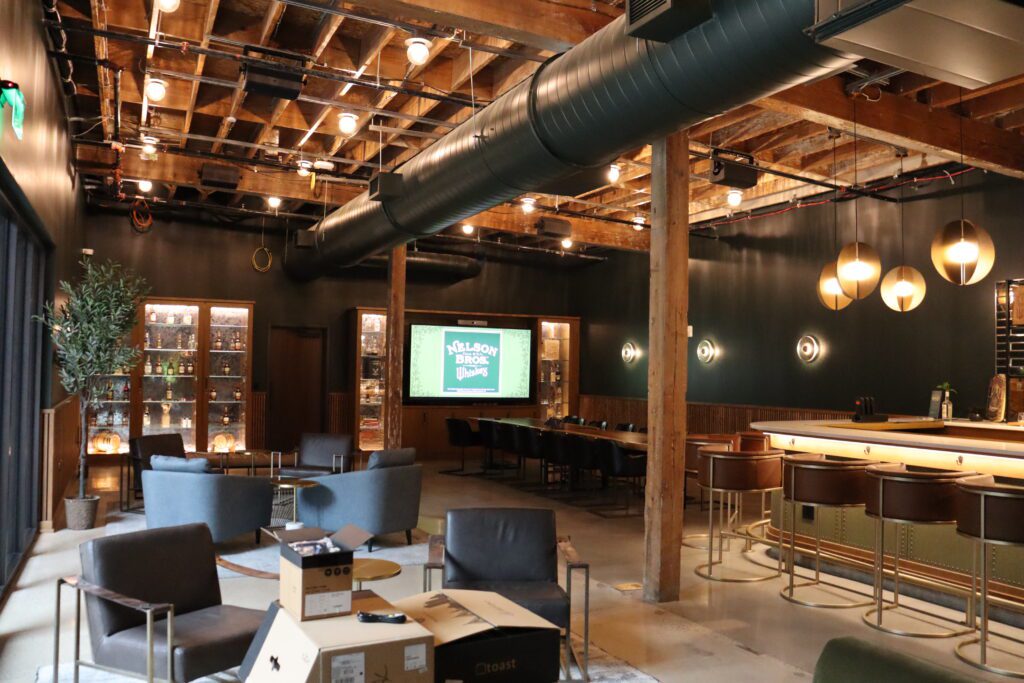 Private Bar Area2
